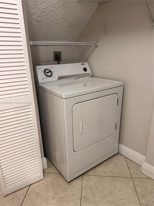 En Renta: $2,600 (2 camas, 2 baños, 1199 Pies cuadrados)