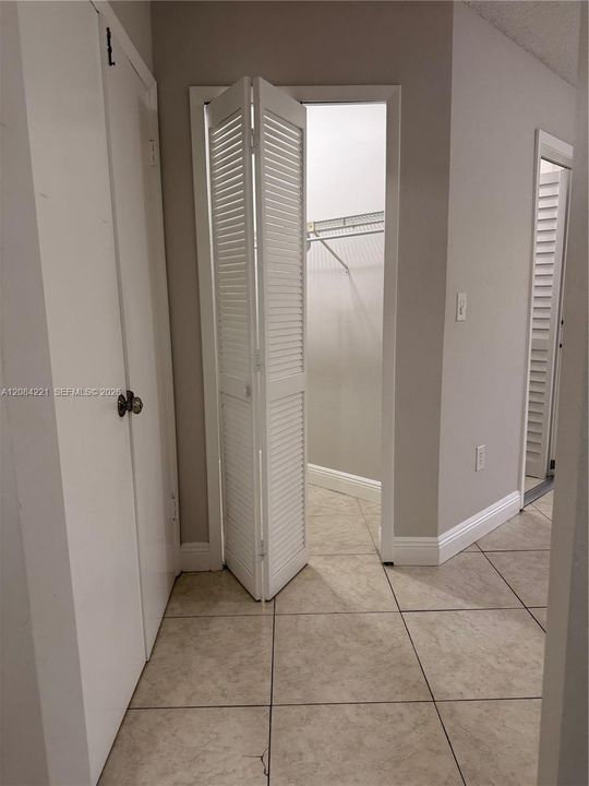 En Renta: $2,600 (2 camas, 2 baños, 1199 Pies cuadrados)