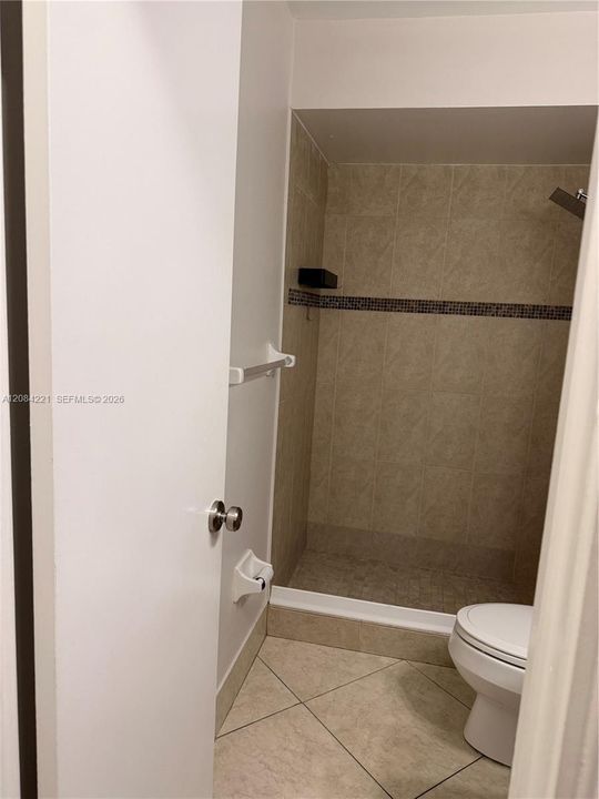 En Renta: $2,600 (2 camas, 2 baños, 1199 Pies cuadrados)