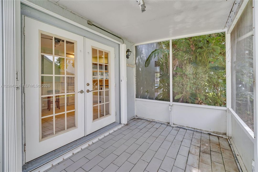 En Venta: $410,000 (3 camas, 2 baños, 1548 Pies cuadrados)