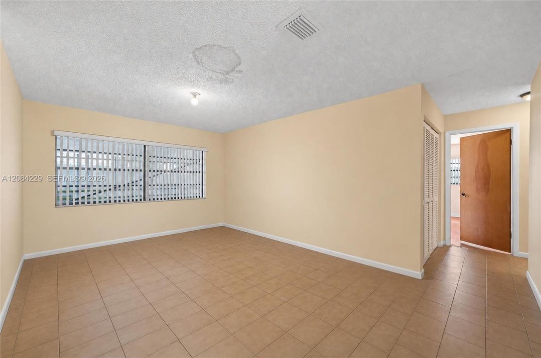 Dining room space facing the back patio