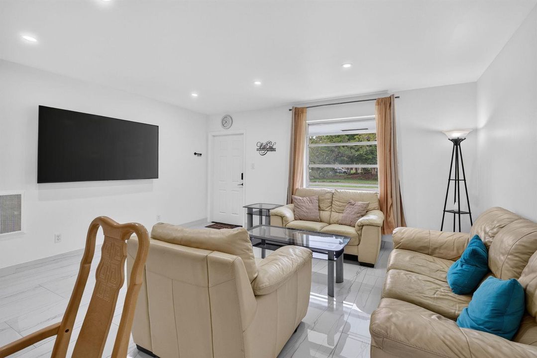 210 NE 5TH Ave , Dania Beach, FL, 33004