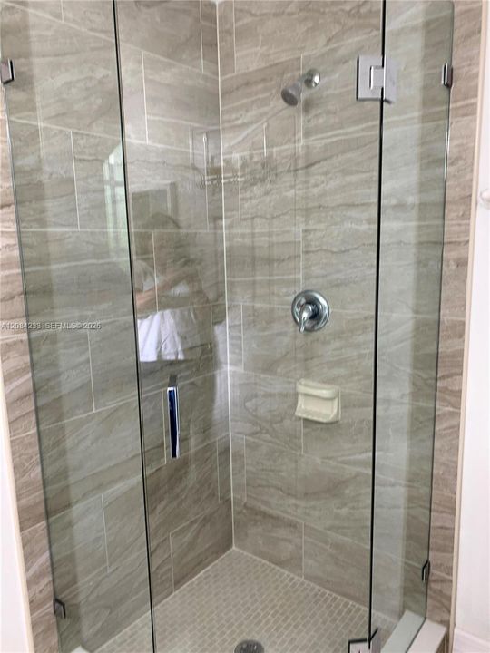 На продажу: $389,000 (3 спален, 2 ванн, 1396 Квадратных фут)