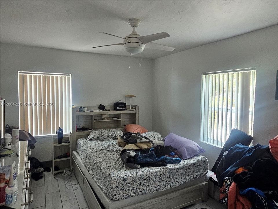En Venta: $749,000 (2 camas, 1 baños, 1375 Pies cuadrados)