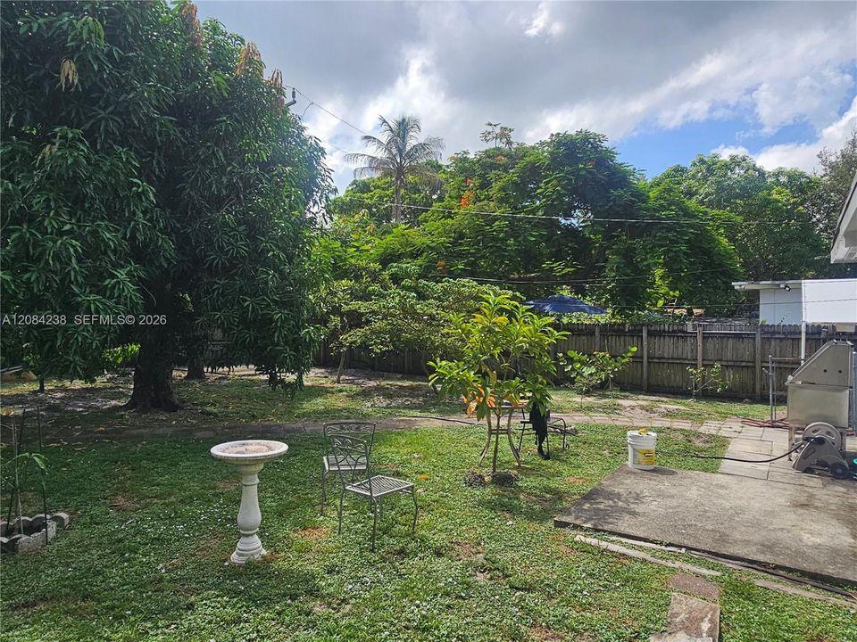 En Venta: $749,000 (2 camas, 1 baños, 1375 Pies cuadrados)