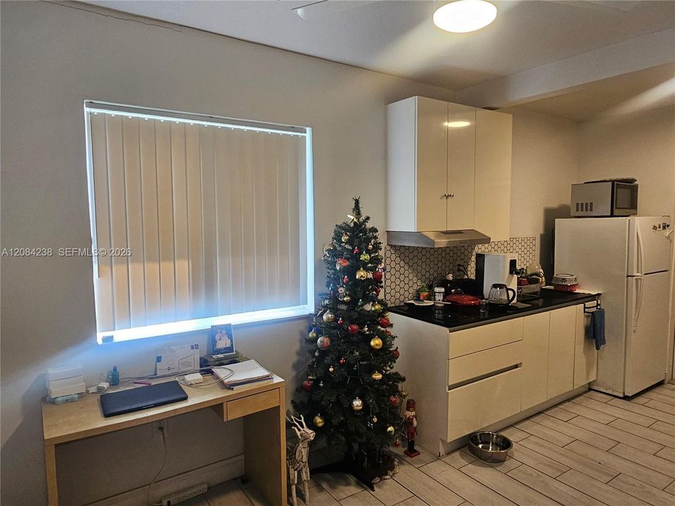 En Venta: $749,000 (2 camas, 1 baños, 1375 Pies cuadrados)
