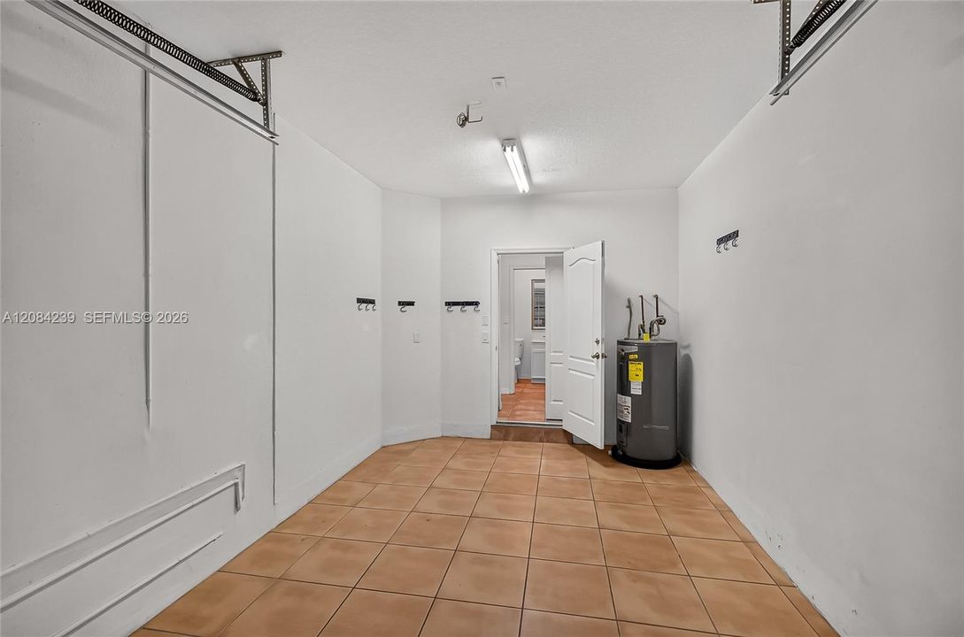En Renta: $3,700 (4 camas, 2 baños, 1809 Pies cuadrados)
