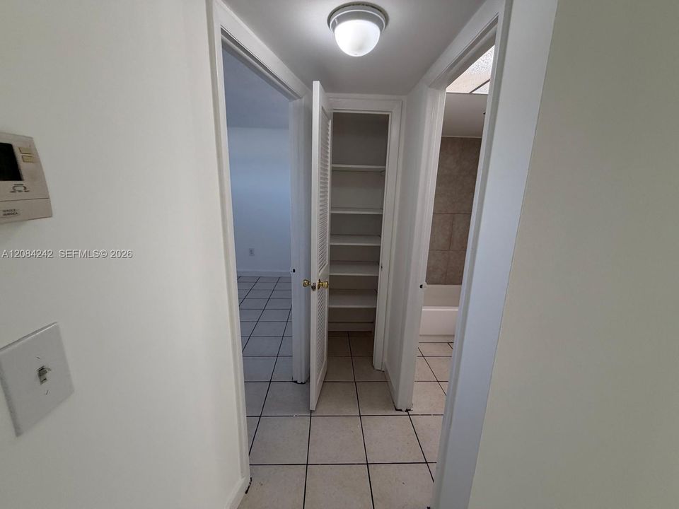 En Renta: $1,750 (2 camas, 2 baños, 850 Pies cuadrados)