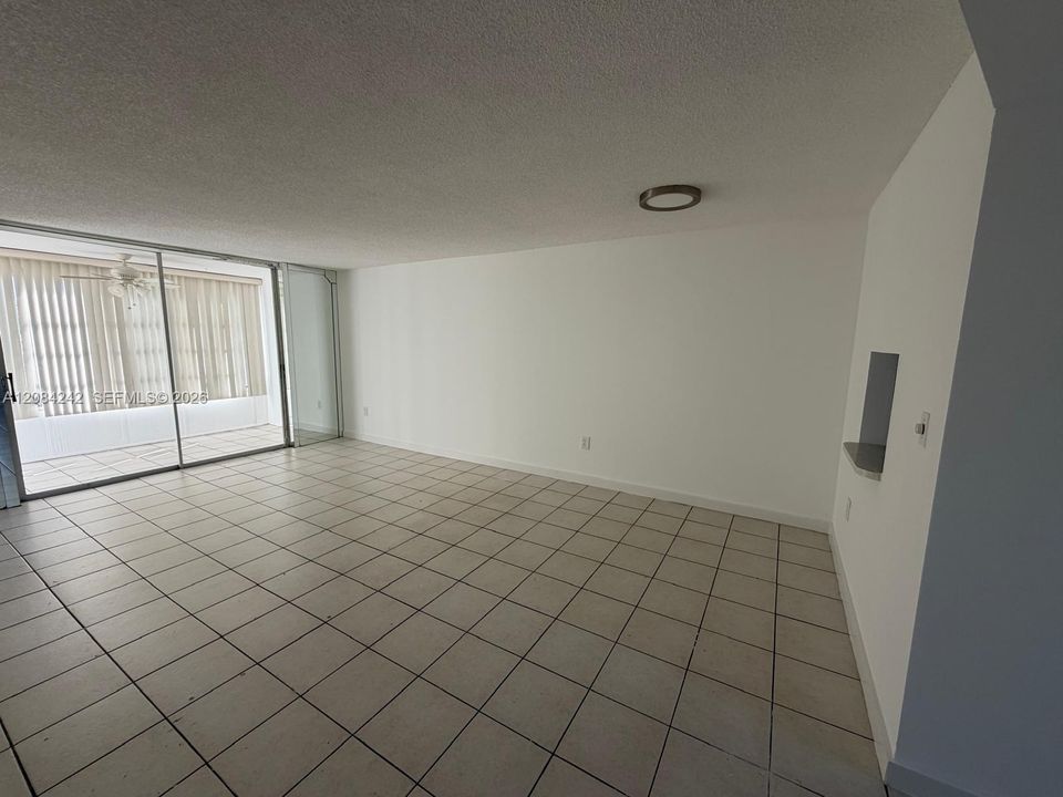 En Renta: $1,750 (2 camas, 2 baños, 850 Pies cuadrados)