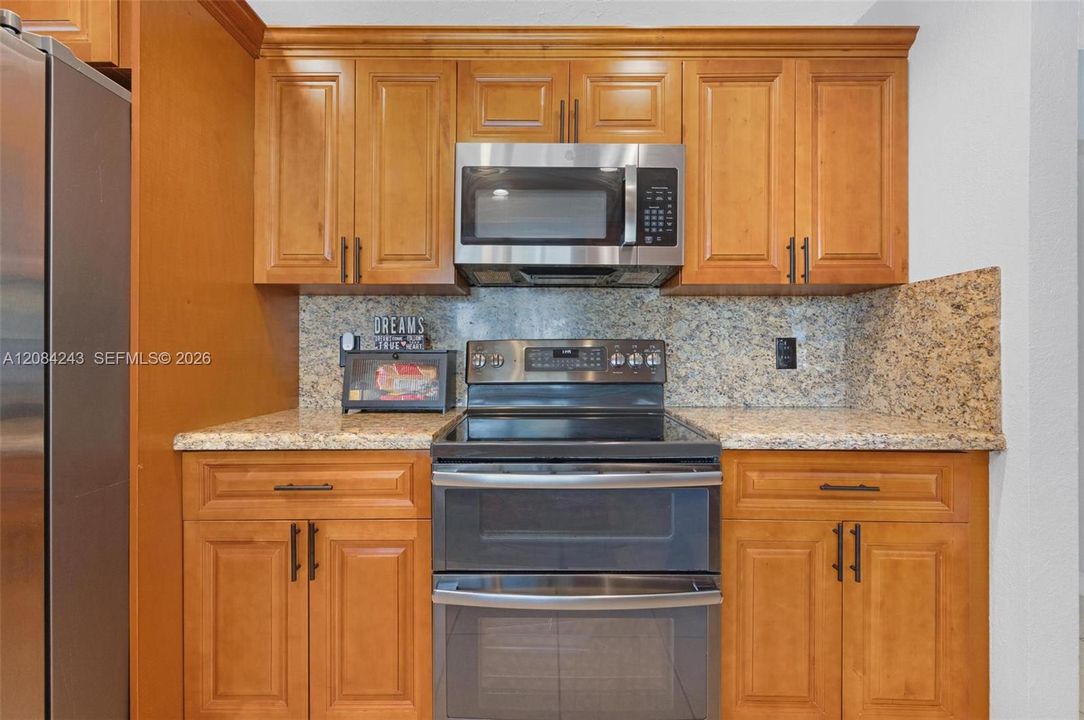 For Sale: $969,000 (4 beds, 2 baths, 1888 Square Feet)