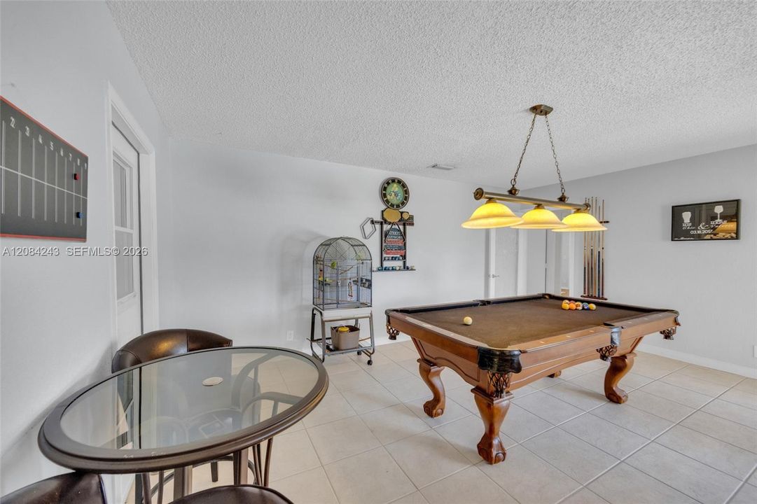 For Sale: $969,000 (4 beds, 2 baths, 1888 Square Feet)