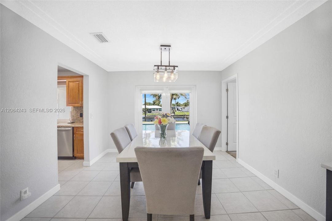 For Sale: $969,000 (4 beds, 2 baths, 1888 Square Feet)