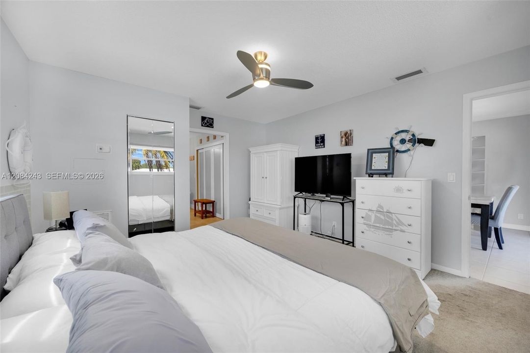 For Sale: $969,000 (4 beds, 2 baths, 1888 Square Feet)