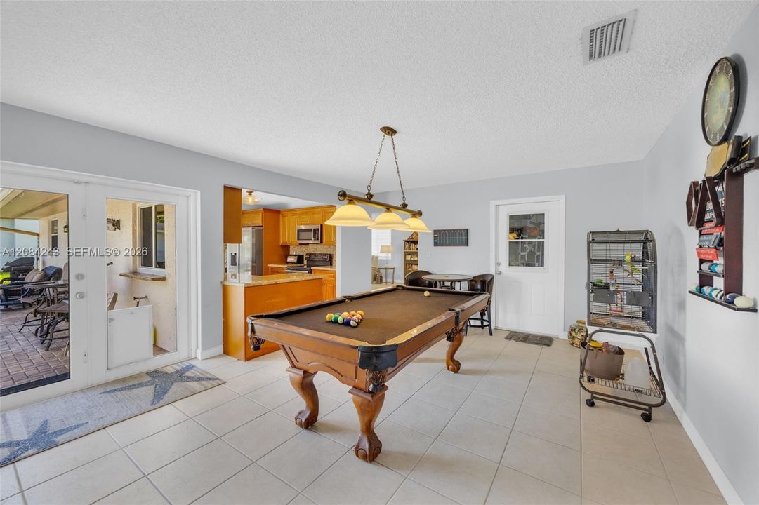 For Sale: $969,000 (4 beds, 2 baths, 1888 Square Feet)