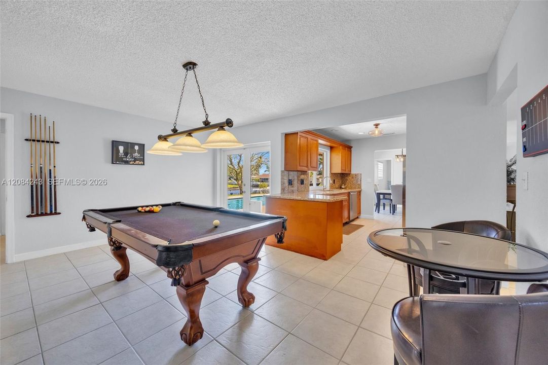 For Sale: $969,000 (4 beds, 2 baths, 1888 Square Feet)