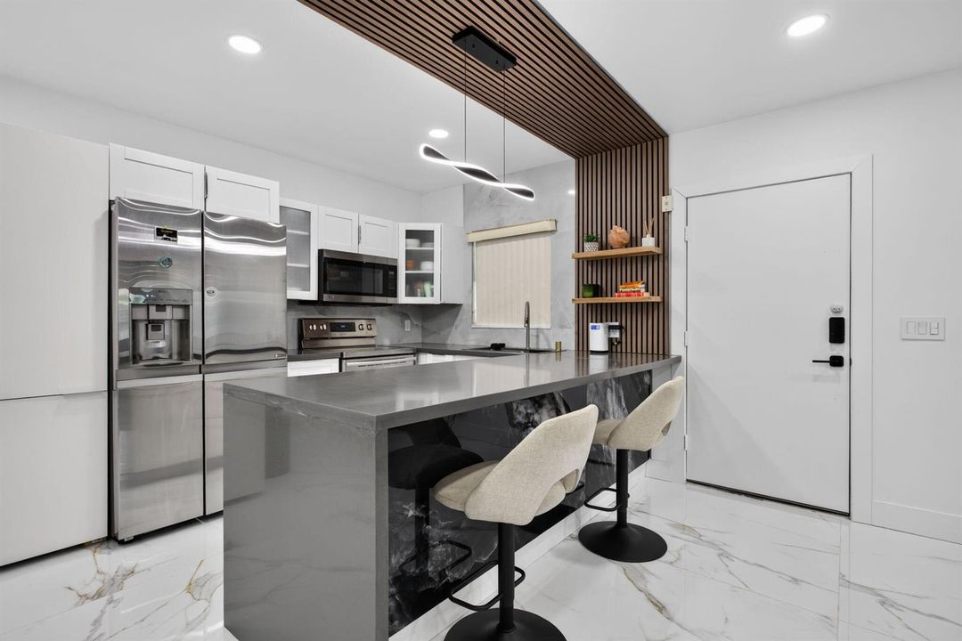 5-web-or-mls-8404 -7989