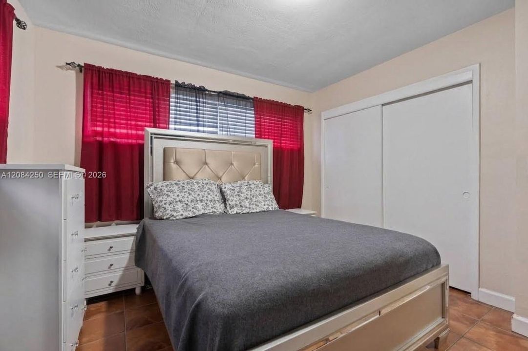 На продажу: $460,000 (3 спален, 2 ванн, 1528 Квадратных фут)