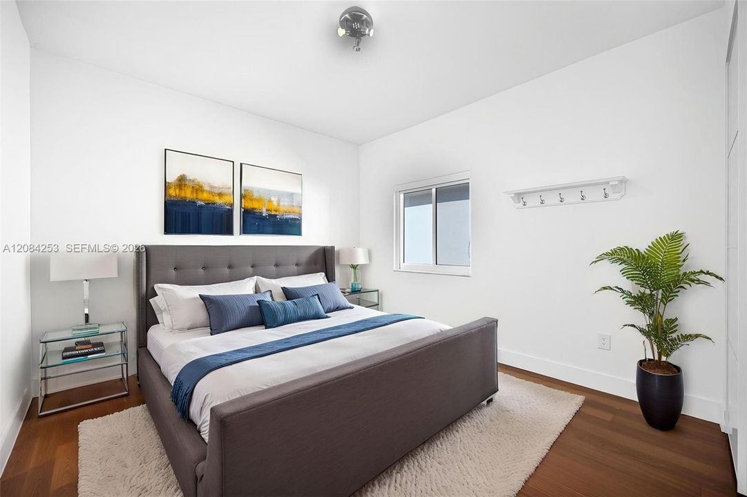 En Renta: $9,500 (5 camas, 3 baños, 3052 Pies cuadrados)