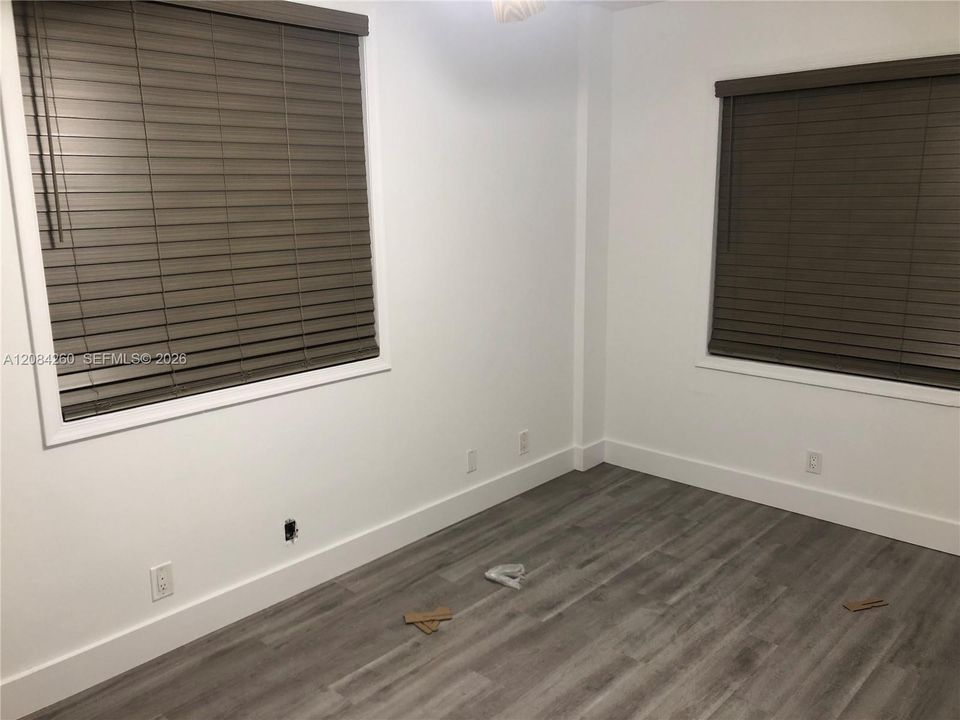 For Rent: $3,500 (3 beds, 2 baths, 1391 Square Feet)