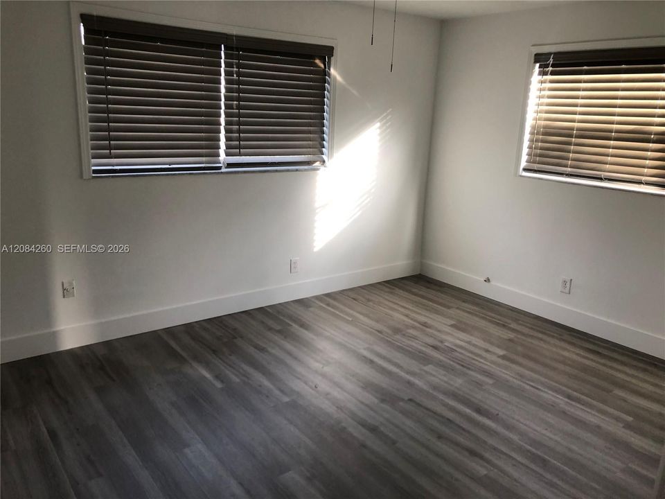 For Rent: $3,500 (3 beds, 2 baths, 1391 Square Feet)
