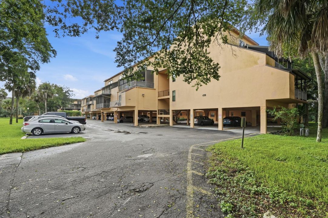 2-web-or-mls-430_Commodore_Dr_Unit_314_0