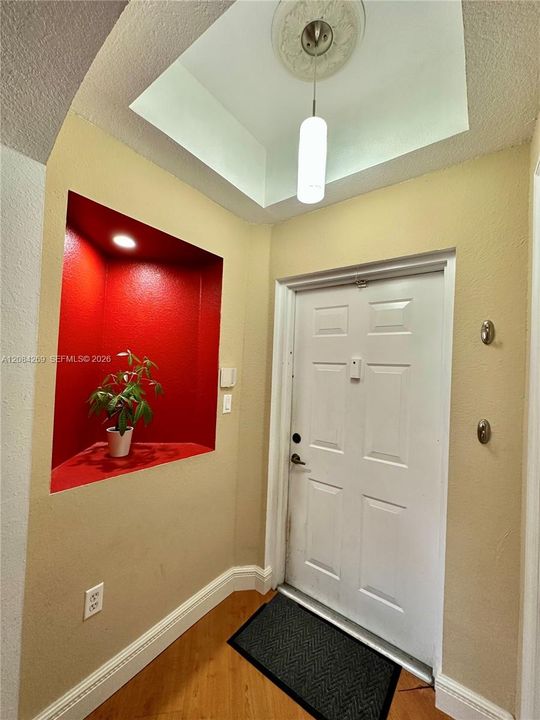 For Rent: $3,000 (3 beds, 2 baths, 1385 Square Feet)