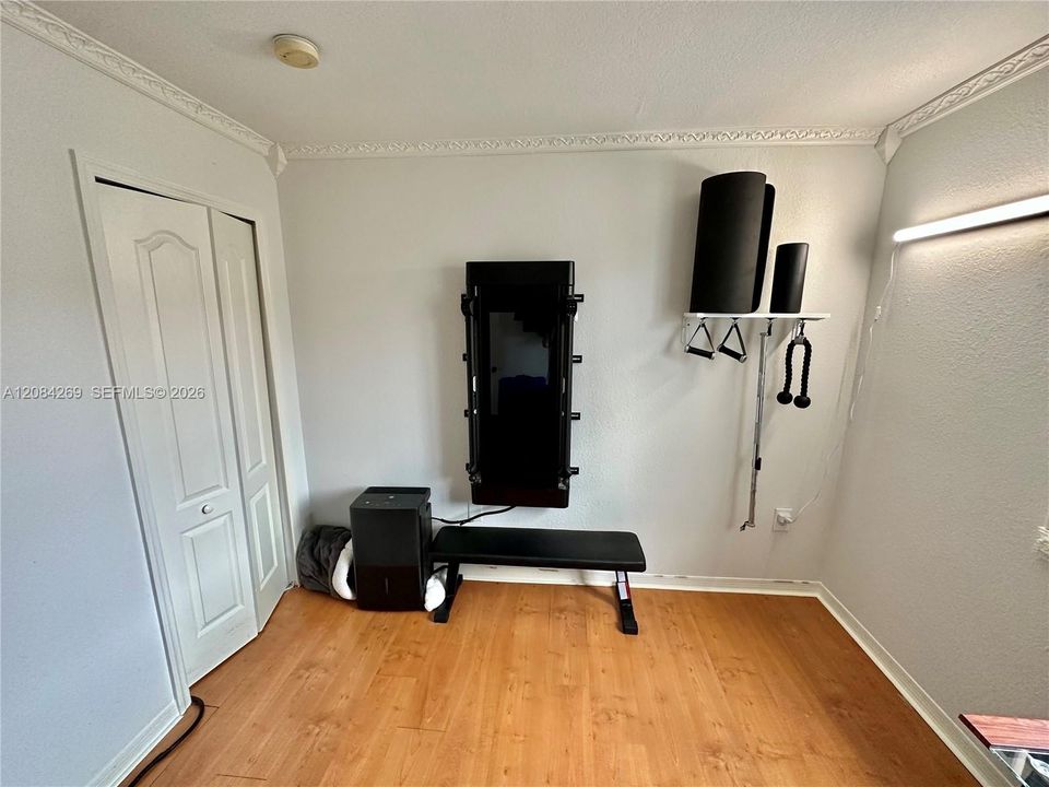 For Rent: $3,000 (3 beds, 2 baths, 1385 Square Feet)