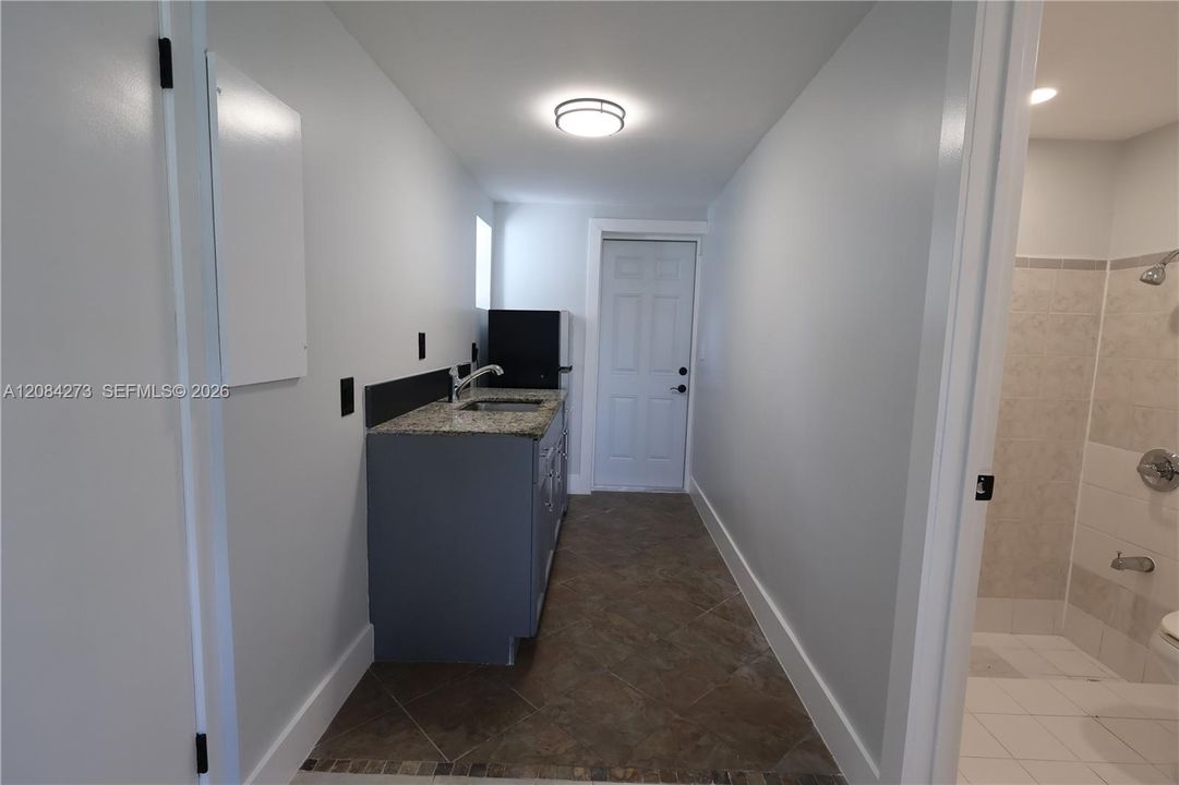 For Rent: $4,300 (3 beds, 2 baths, 1626 Square Feet)