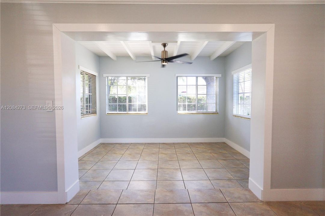 For Rent: $4,300 (3 beds, 2 baths, 1626 Square Feet)