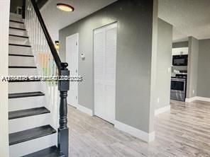 For Sale: $205,000 (3 beds, 2 baths, 1400 Square Feet)