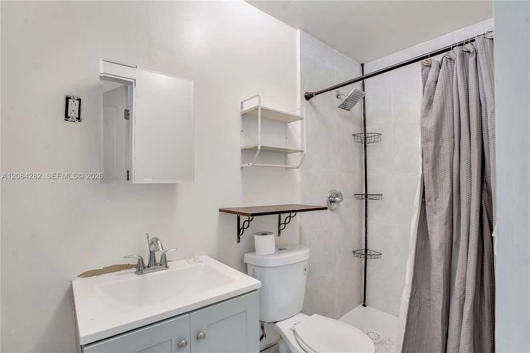 En Venta: $494,900 (3 camas, 2 baños, 1355 Pies cuadrados)