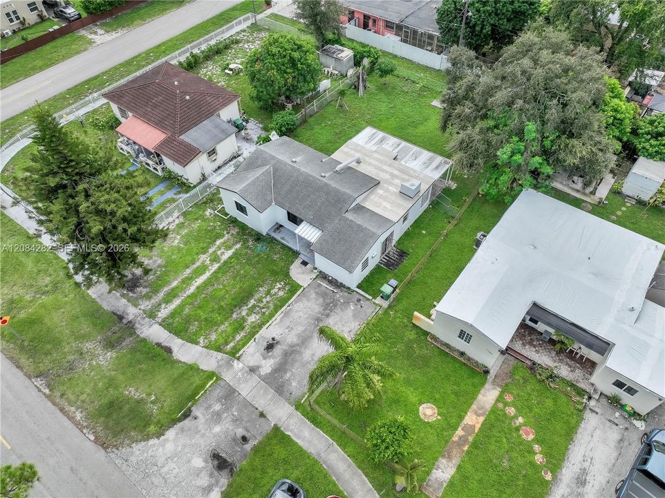 En Venta: $494,900 (3 camas, 2 baños, 1355 Pies cuadrados)