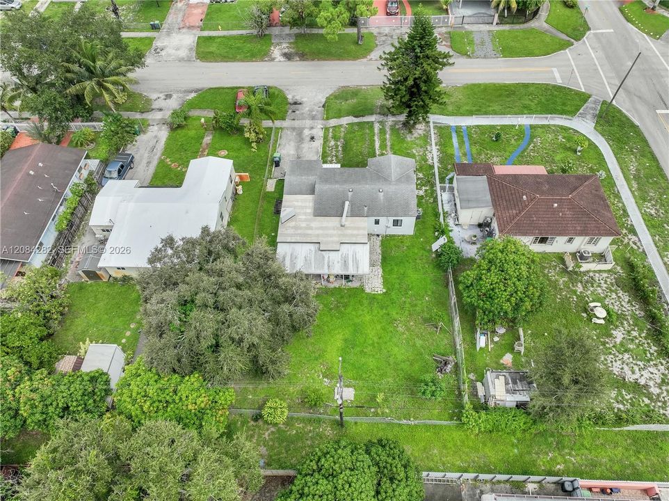 En Venta: $494,900 (3 camas, 2 baños, 1355 Pies cuadrados)