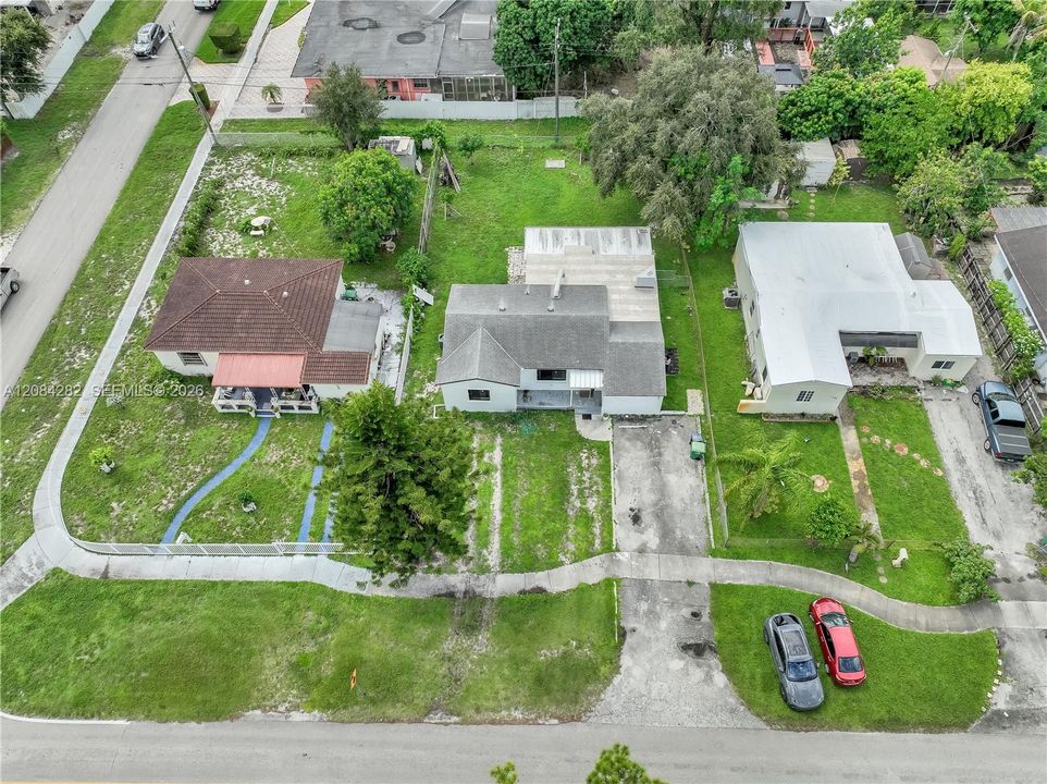 En Venta: $494,900 (3 camas, 2 baños, 1355 Pies cuadrados)