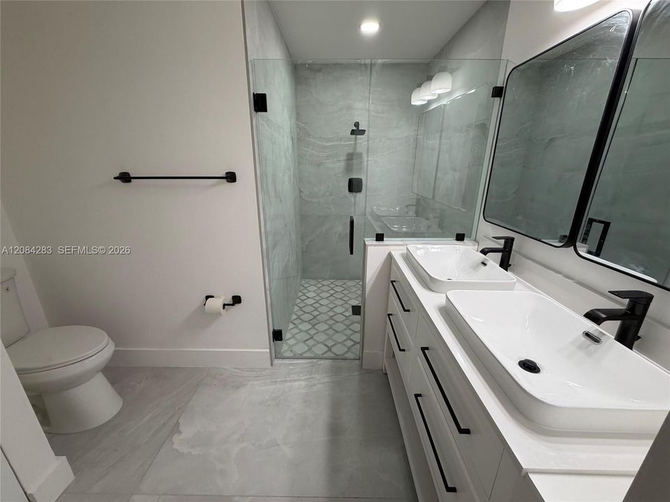 For Rent: $3,180 (3 beds, 2 baths, 1266 Square Feet)
