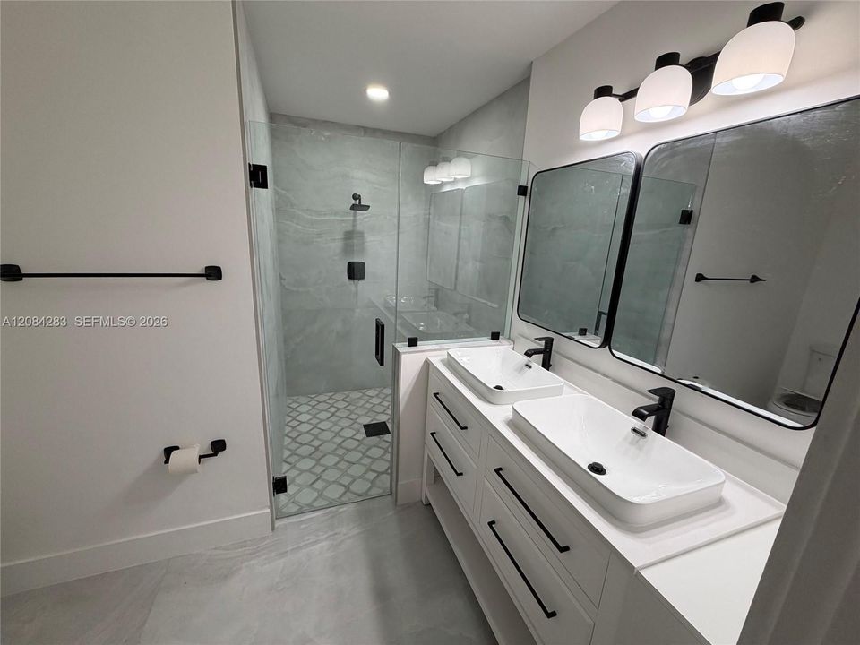 For Rent: $3,180 (3 beds, 2 baths, 1266 Square Feet)
