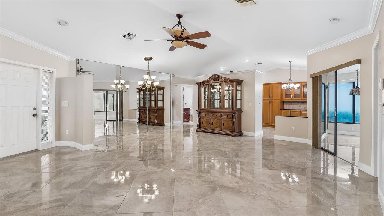 Living/Dining Room