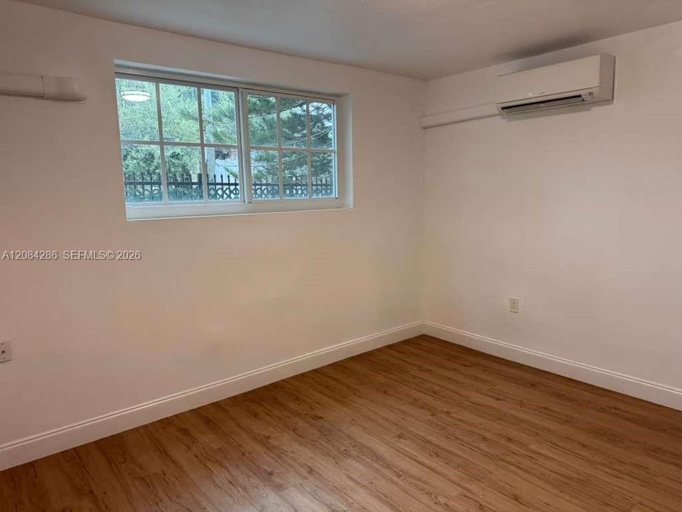 For Rent: $1,500 (1 beds, 1 baths, 582 Square Feet)