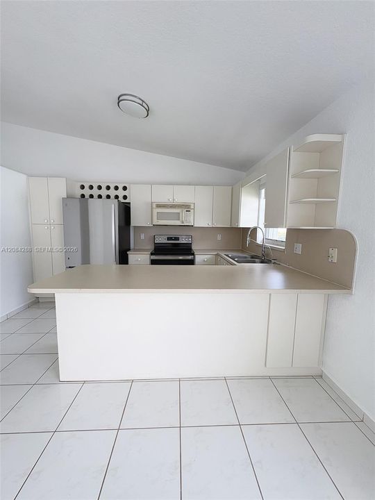 En Venta: $545,000 (3 camas, 2 baños, 1422 Pies cuadrados)