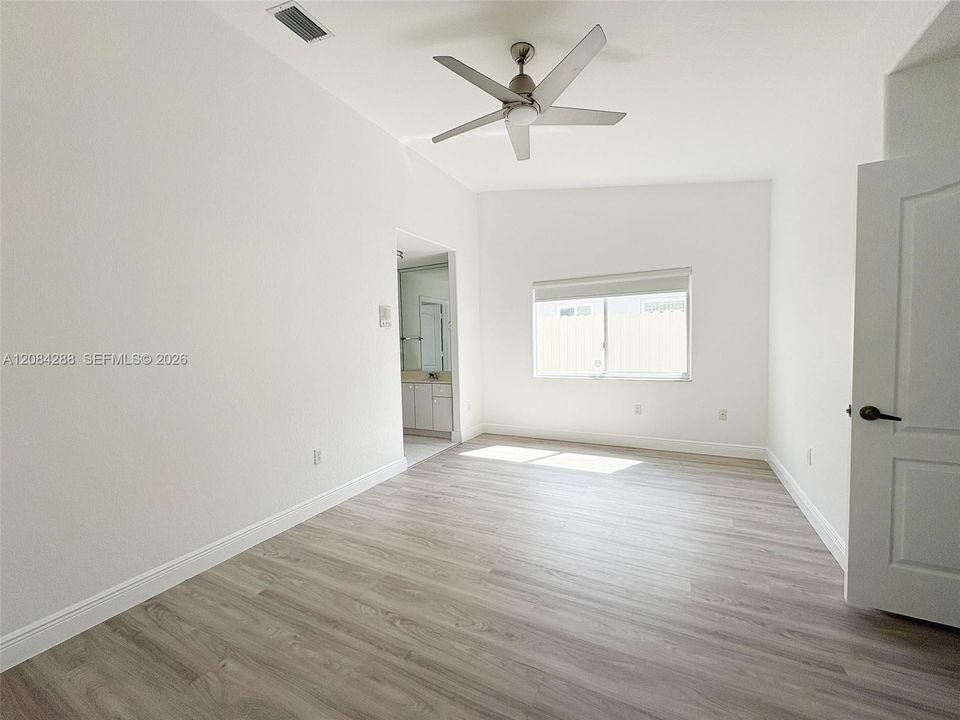 En Venta: $545,000 (3 camas, 2 baños, 1422 Pies cuadrados)