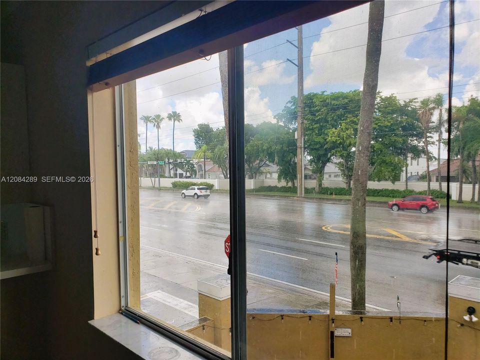 For Sale: $350,000 (3 beds, 2 baths, 1130 Square Feet)