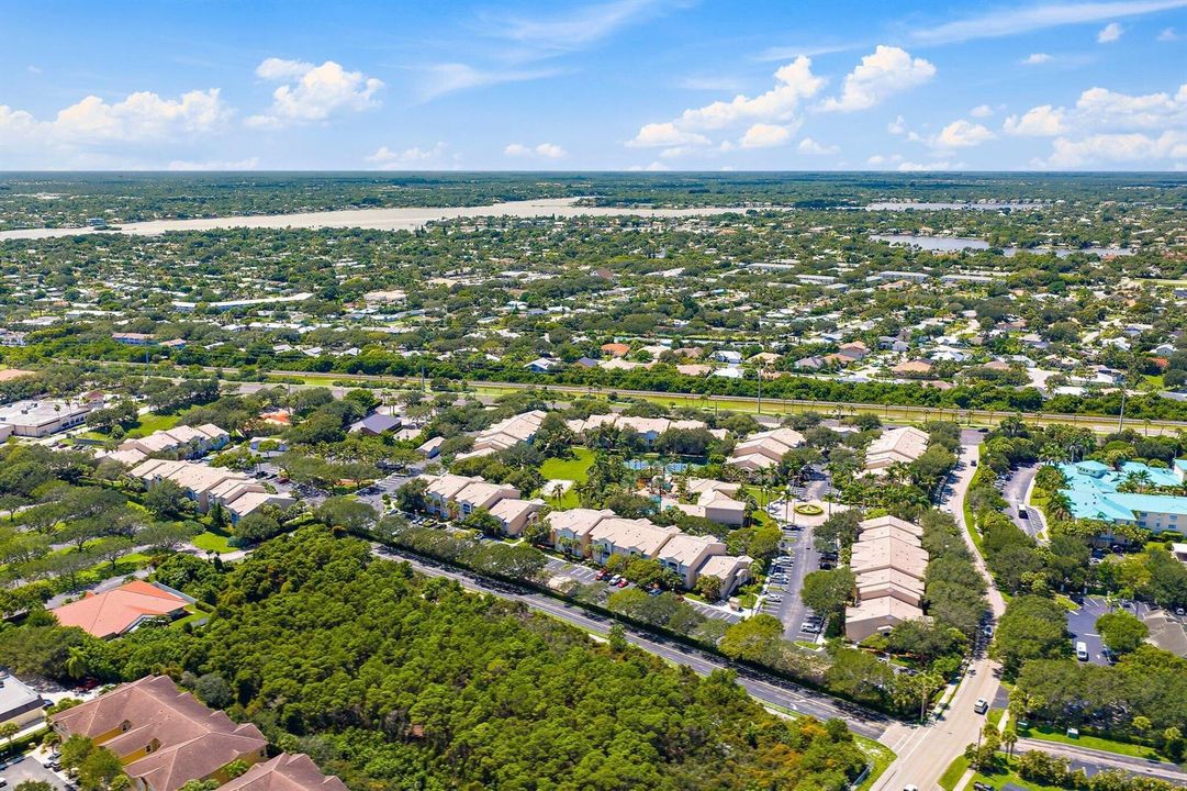 008-248VillageBlvd-3107-Tequesta-SMALL