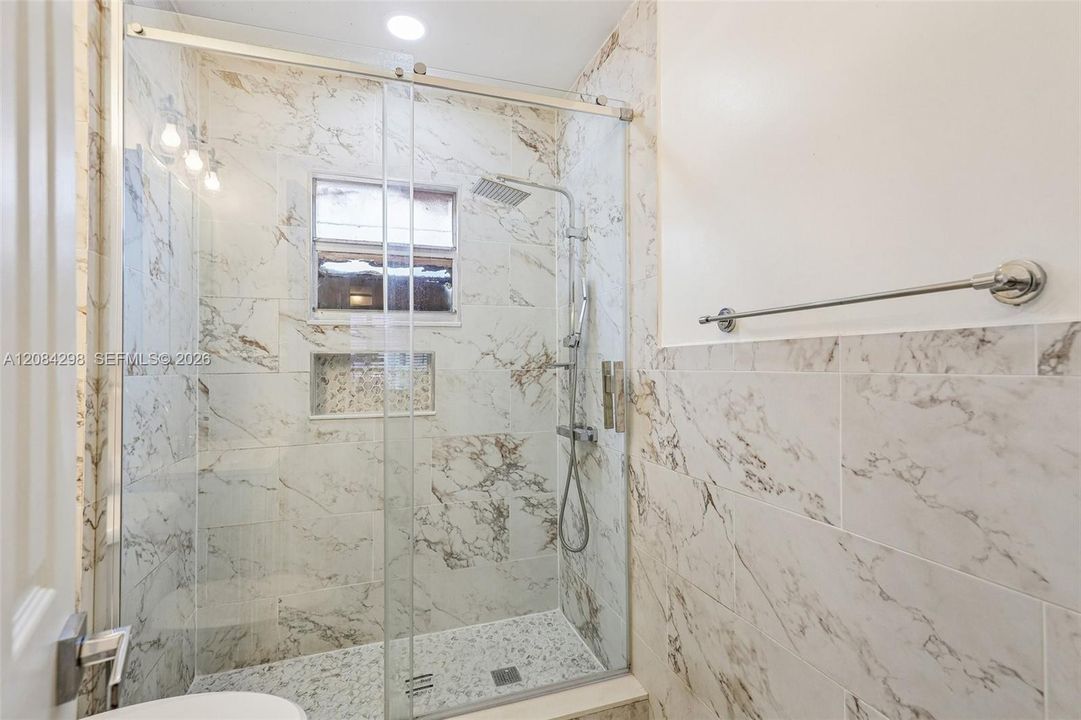 На продажу: $709,000 (3 спален, 2 ванн, 1792 Квадратных фут)