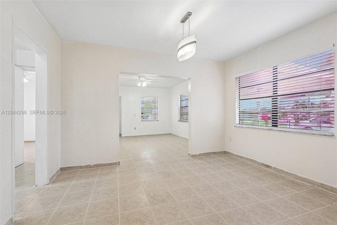 На продажу: $709,000 (3 спален, 2 ванн, 1792 Квадратных фут)