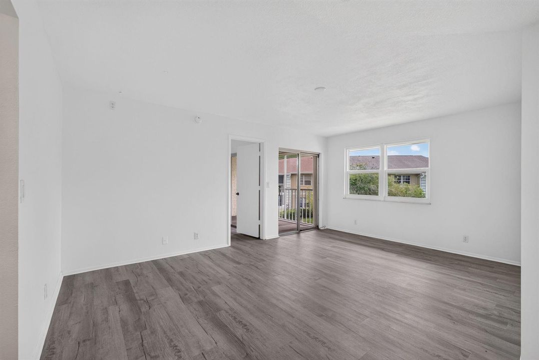 Living Room Photo #2A
