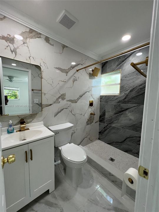 For Rent: $3,000 (3 beds, 2 baths, 1400 Square Feet)
