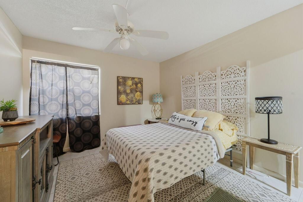 Kings_Pointe_029