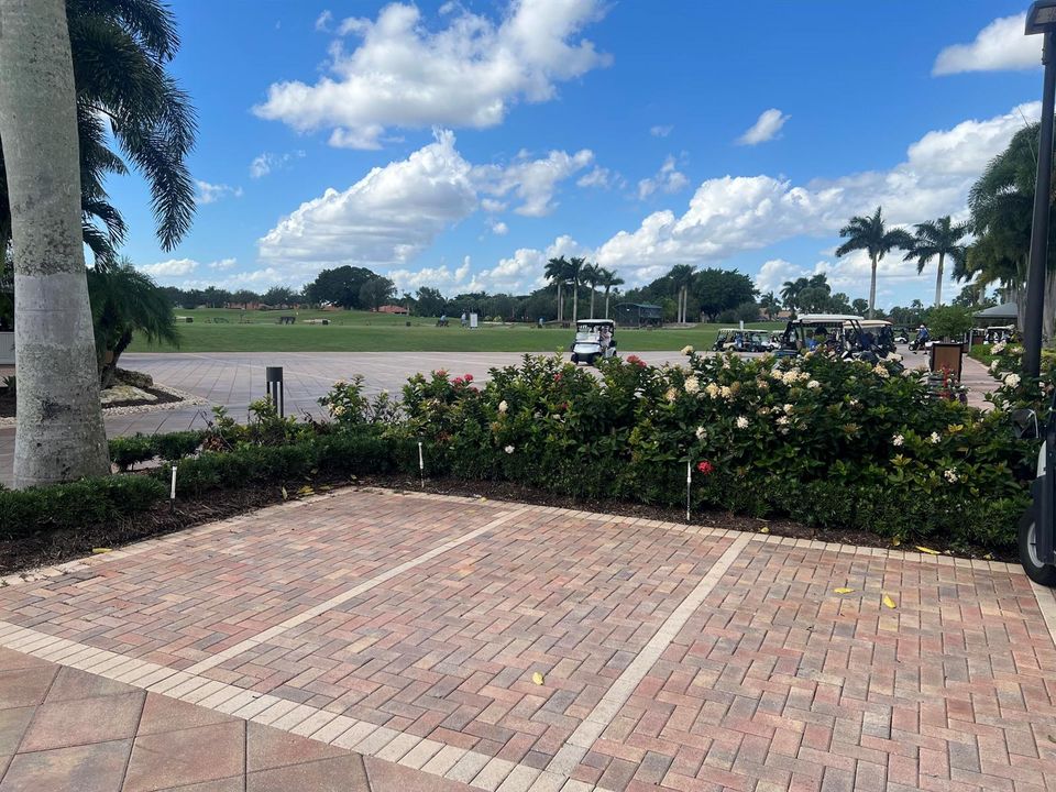 GOLF COURSE