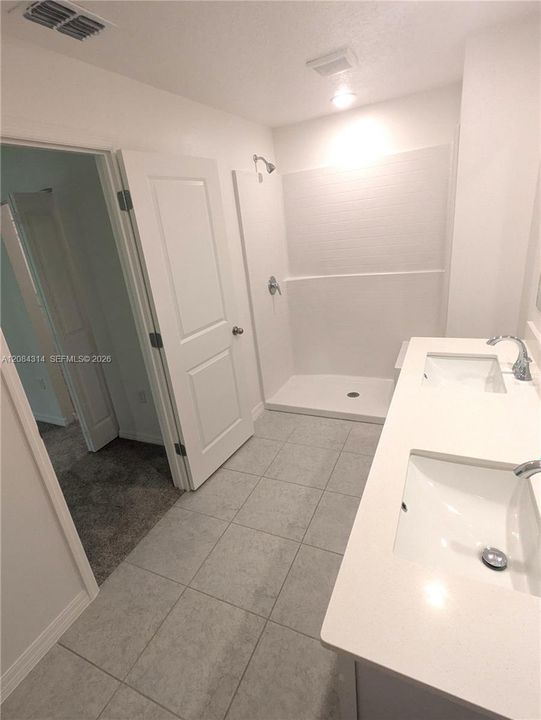 For Rent: $2,200 (4 beds, 2 baths, 0 Square Feet)