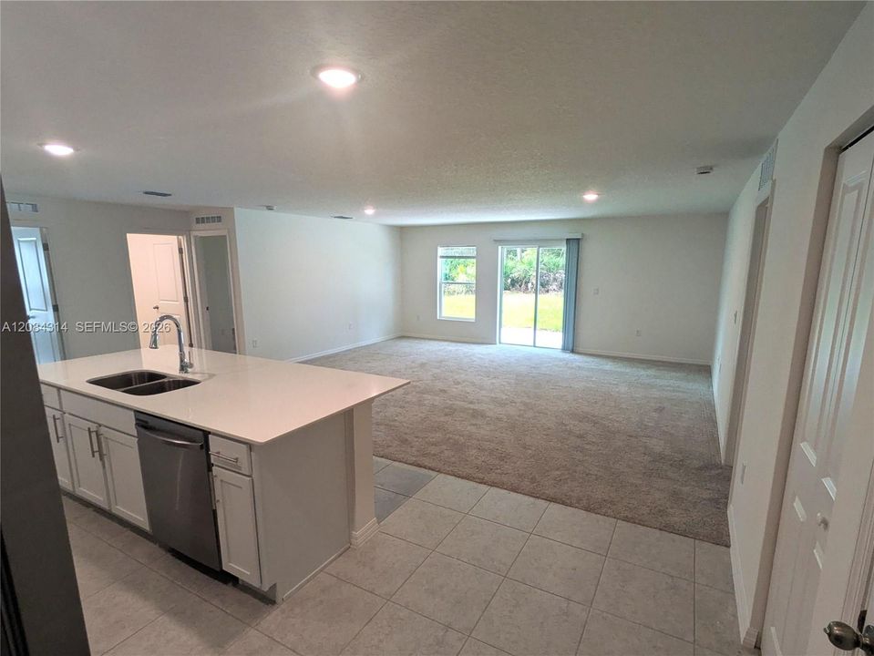 For Rent: $2,200 (4 beds, 2 baths, 0 Square Feet)